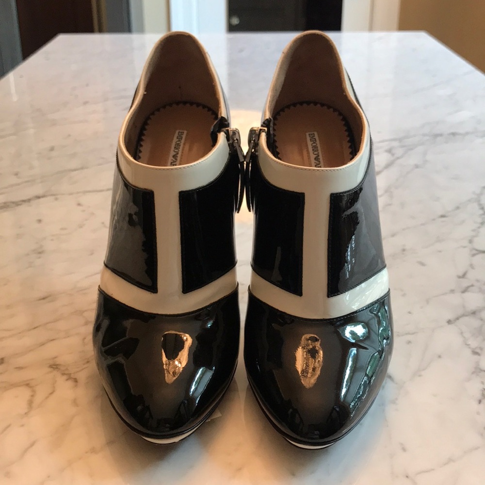 Emporio Armani Black Patent Leather w/ Creme trim
